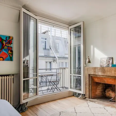 Courcelles Design Duplex Lägenhet